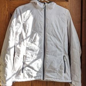 LL Bean Women's PrimaLoft Packaway Hooded Jacket